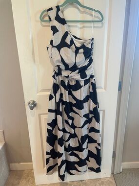 Abercrombie & Fitch One-Shoulder Black and White Maxi Dress